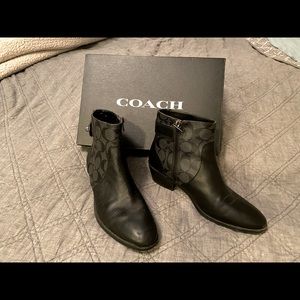 Coach boots